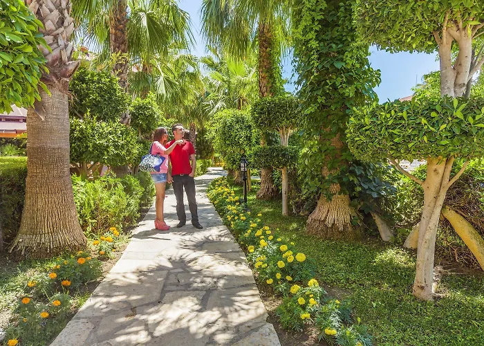 Mholiday Stone Palace Side 5*